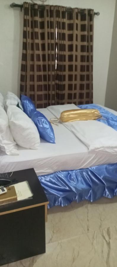 Nue-Crest Hotels & Suites Enugu Exterior foto
