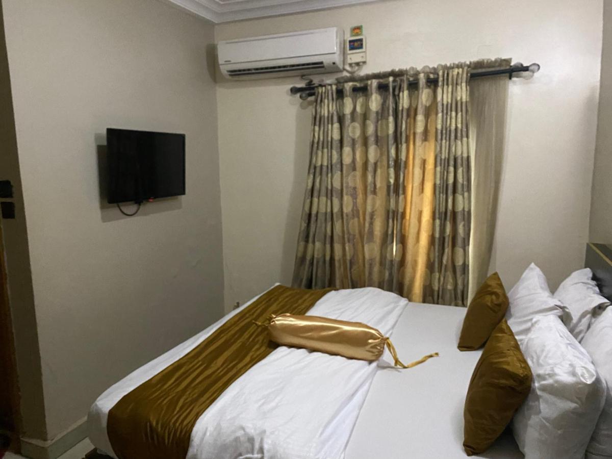 Nue-Crest Hotels & Suites Enugu Exterior foto