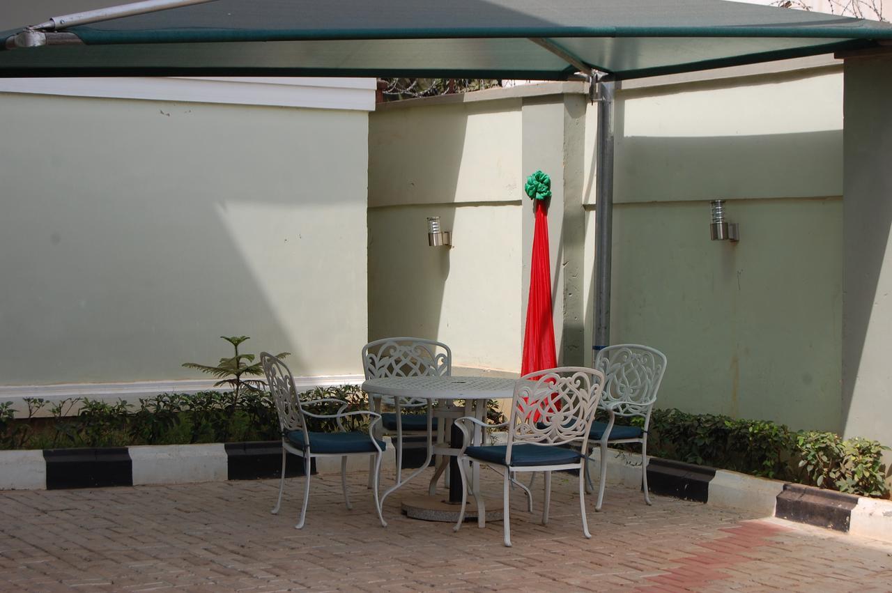 Nue-Crest Hotels & Suites Enugu Exterior foto