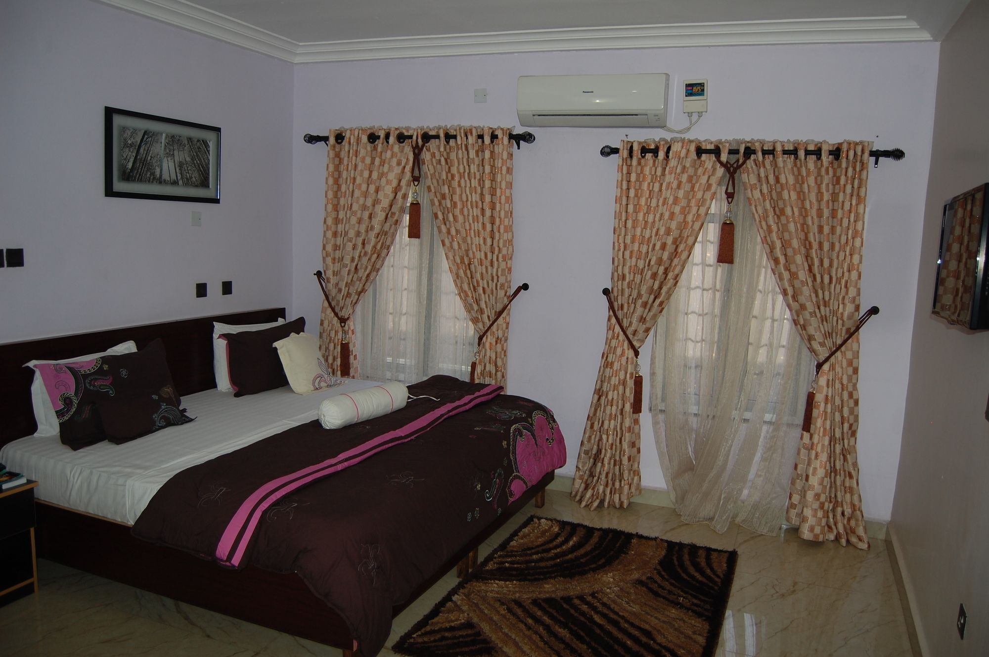 Nue-Crest Hotels & Suites Enugu Exterior foto